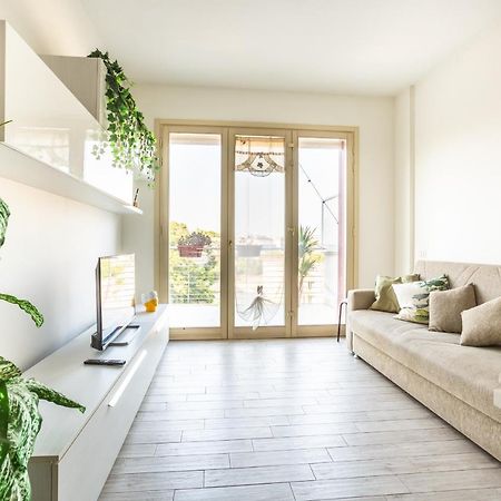 Urban Retreat -Private Parking+Terrace Apartamento Roma Exterior foto